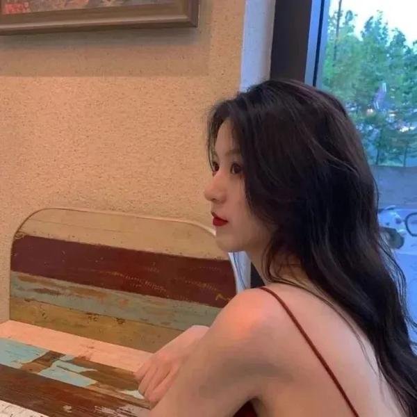 惠伦森·努涅斯：成人